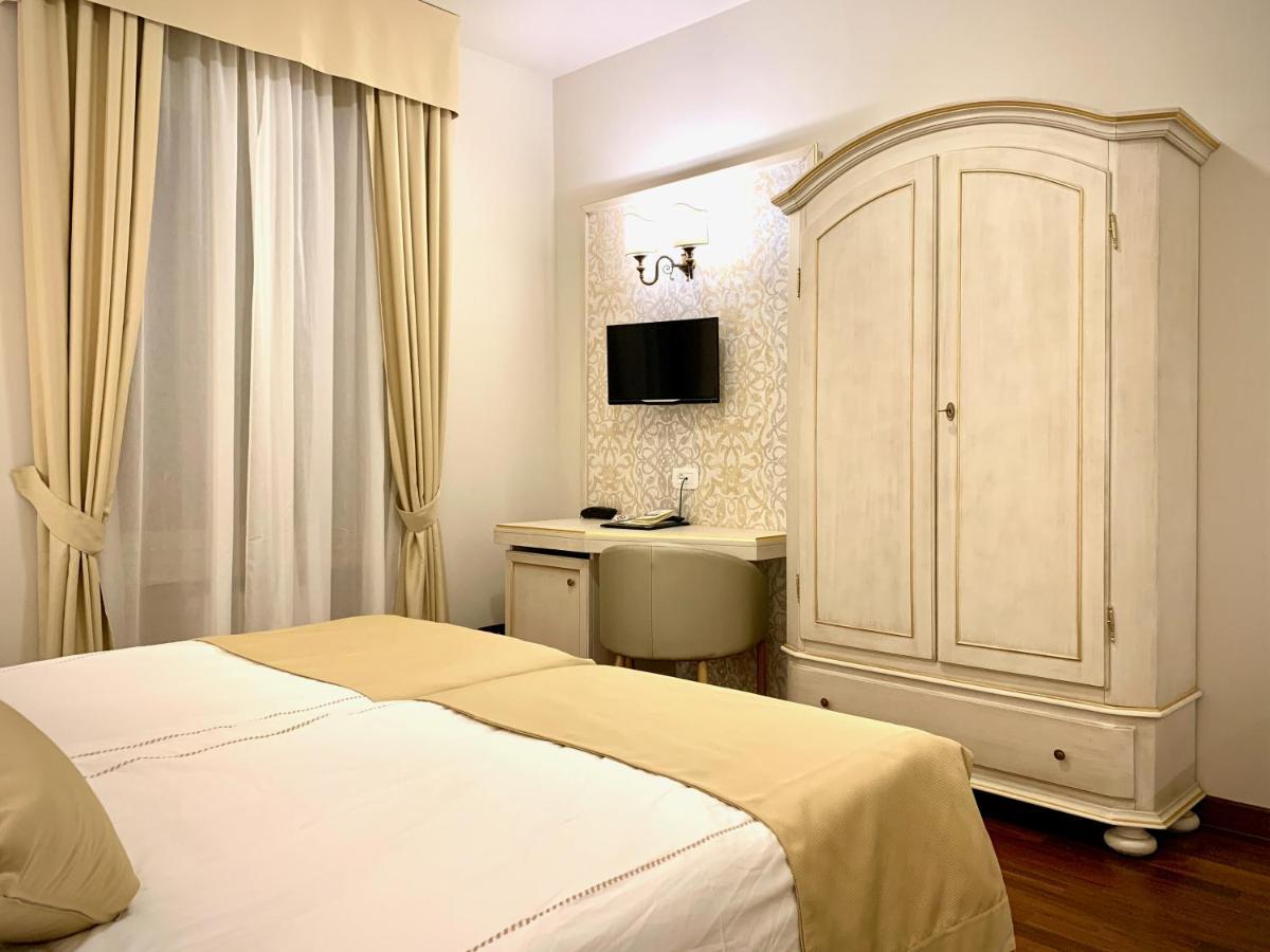 Albergo Gardesana Hotel